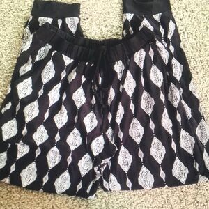 Black and White Patterned Pants